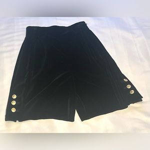 Escada Walking Shorts Couture